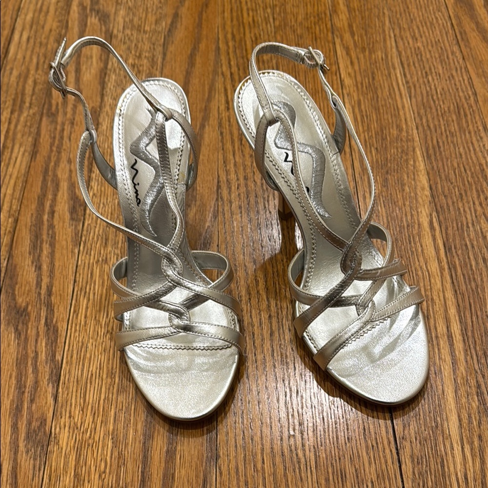 Nina Silver High Heel gecko Sandals size 6